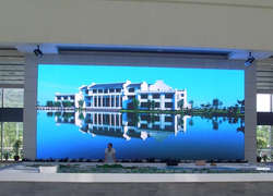 P3 indoor full color LED screen